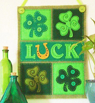shamrock felt banner