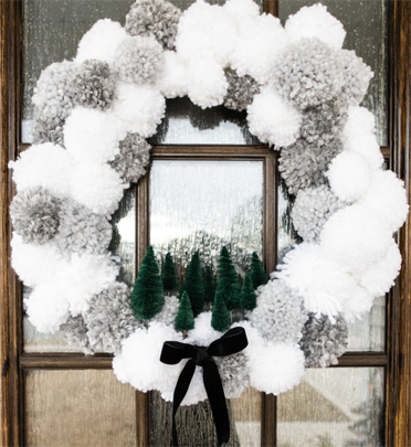 winter pom pom wreath